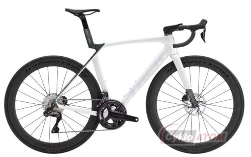 Silniční kolo TREK Madone SL 7 Gen 8 Gloss Crystal White/Matte Deep Smoke