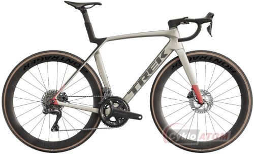 Silniční kolo TREK Madone SL 7 Gen 8 Matte Lunar Silver